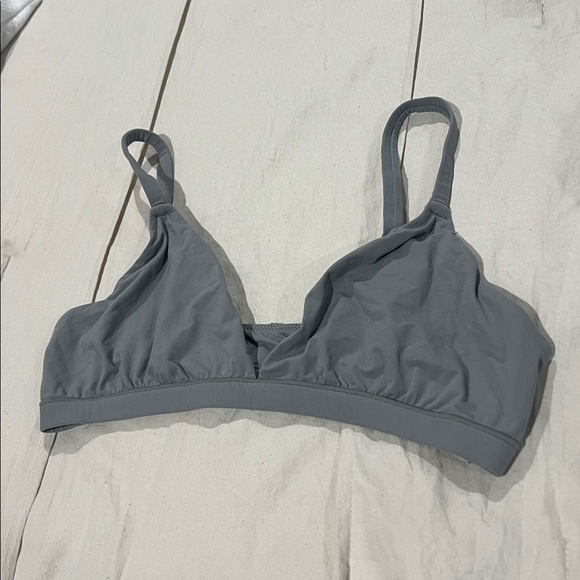 SKIMS BRALETTE - Picture 11 of 14
